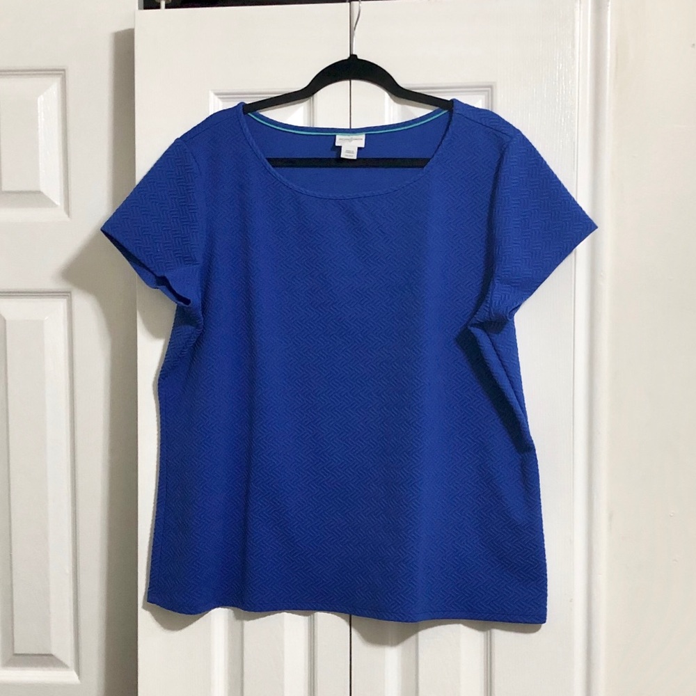 NWOT Size 2XL Jaclyn Smith shirt